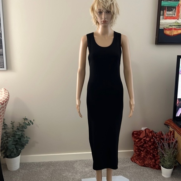 360 SWEATER brand Black Bodycon Dress Made of Italian Yarn NWT - Picture 3 of 14